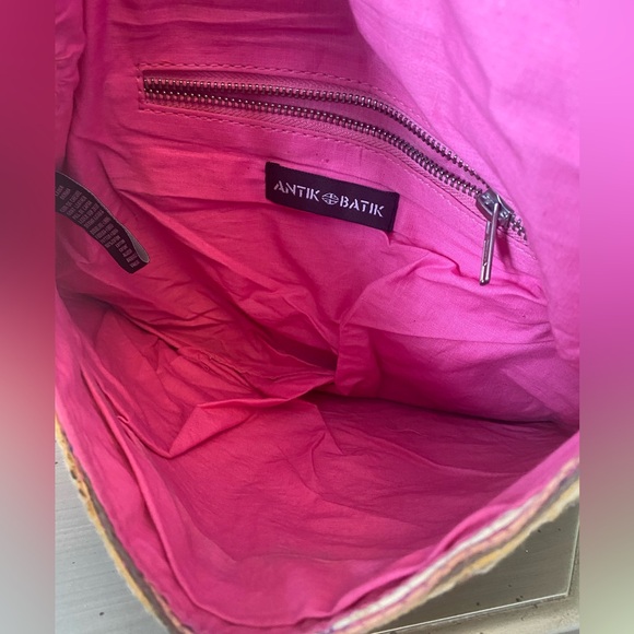 Colorful Embroidered Clutch - Picture 4 of 8